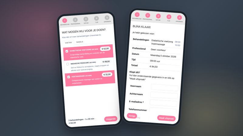 Twee telefoons met de afsprakenwidget: twee behandelingen aangevinkt, en de samenvatting met beide behandelingen en hun tijd
